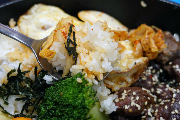 新北永和新開幕好吃平價牛排推薦-人从众厚切牛排店永和竹林店 (27).jpg