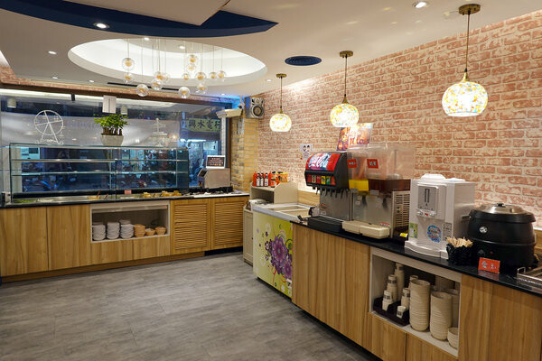 新北永和新開幕好吃平價牛排推薦-人从众厚切牛排店永和竹林店 (11).jpg