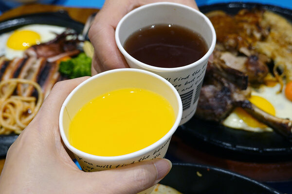 新北永和新開幕好吃平價牛排推薦-人从众厚切牛排店永和竹林店 (42).jpg