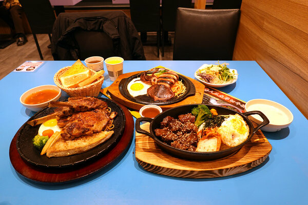 新北永和新開幕好吃平價牛排推薦-人从众厚切牛排店永和竹林店 (21).jpg