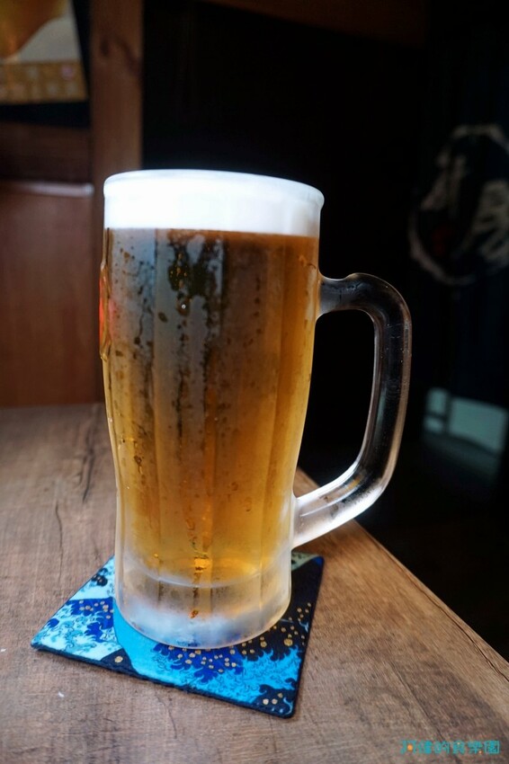 【板橋居酒屋】炭吉郎居酒屋-平價新鮮好吃，五百多評價4.9星一致好評，干貝雞翅、明太子玉子燒、生牛肉都是一絕