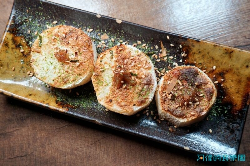 【板橋居酒屋】炭吉郎居酒屋-平價新鮮好吃，五百多評價4.9星一致好評，干貝雞翅、明太子玉子燒、生牛肉都是一絕