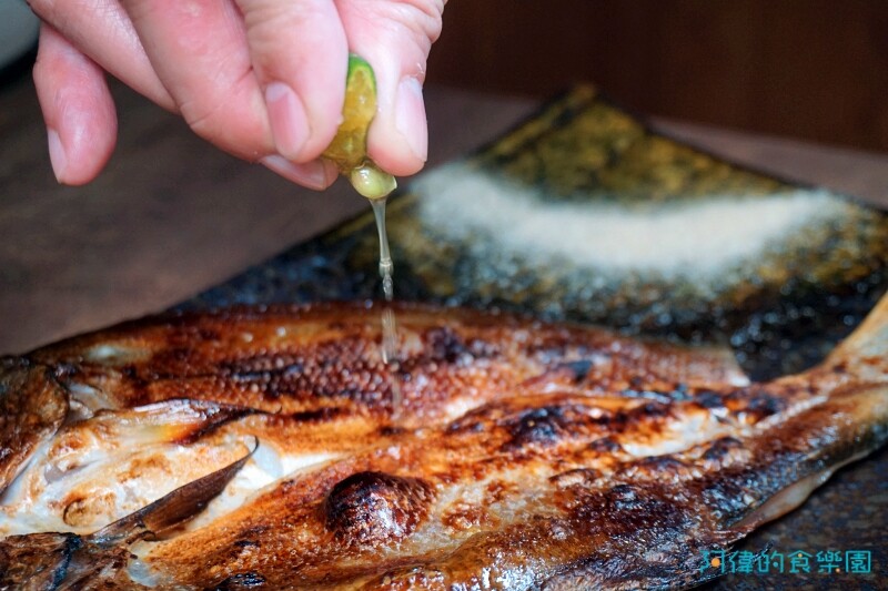 【板橋居酒屋】炭吉郎居酒屋-平價新鮮好吃，五百多評價4.9星一致好評，干貝雞翅、明太子玉子燒、生牛肉都是一絕