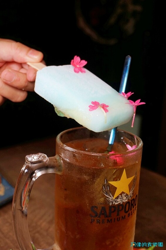 【板橋居酒屋】炭吉郎居酒屋-平價新鮮好吃，五百多評價4.9星一致好評，干貝雞翅、明太子玉子燒、生牛肉都是一絕