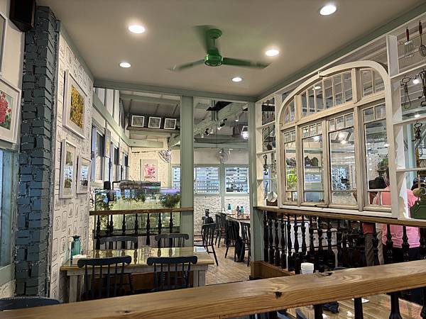 《嘉義❤️東區》綠時光1929，嘉義市中山路噴水池圓環旁的悠