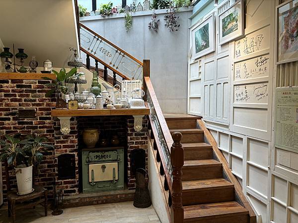 《嘉義❤️東區》綠時光1929，嘉義市中山路噴水池圓環旁的悠