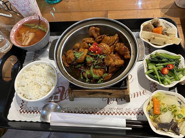 《嘉義❤️東區》綠時光1929，嘉義市中山路噴水池圓環旁的悠