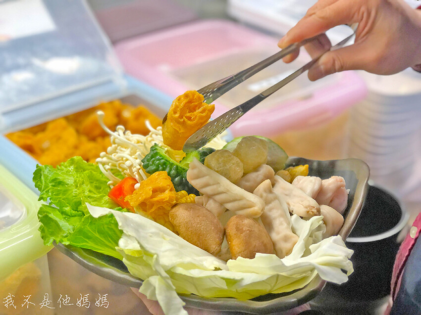 肉多多火鍋大安店,肉多多集團,樂多多集團,壽星肉蛋糕,忠孝復興火鍋,忠孝復興小火鍋,忠孝復興吃到飽,忠孝復興平價火鍋,忠孝復興便宜吃到飽