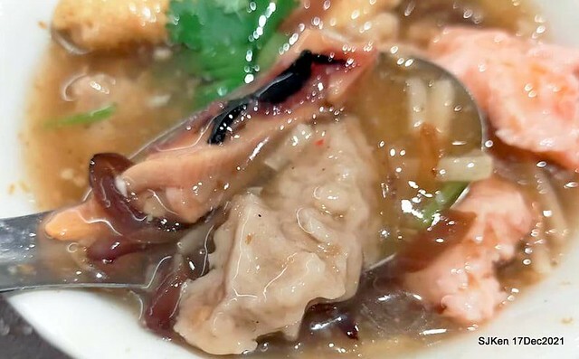 「川業艋舺新竹肉圓」(Fried pork meat ball, dry noodle &seafood soup store), Taipei, Taiwan, SJKen, Dec 17, 2021.