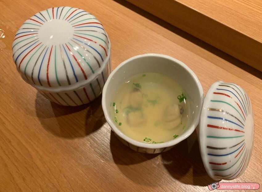 高CP值的日式板前壽司,多道新鮮食材、特色料理手法,加點爆量海膽壽司超美味!日式料理推薦~丹尼的吃喝玩樂 dannyslife.blog