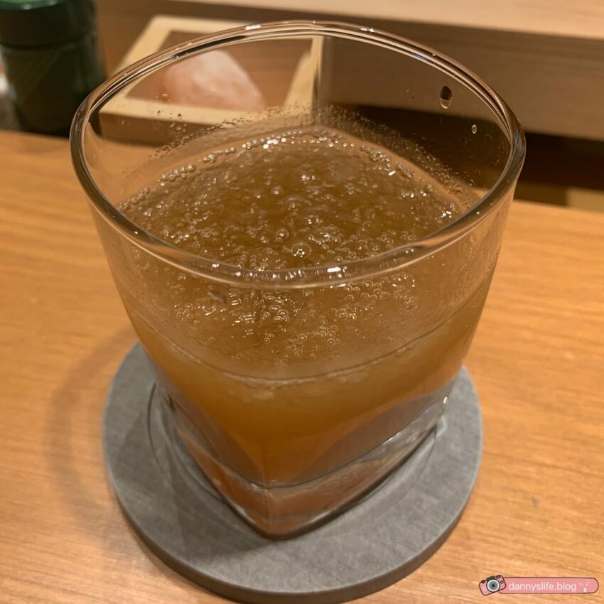 高CP值的日式板前壽司,多道新鮮食材、特色料理手法,加點爆量海膽壽司超美味!日式料理推薦~丹尼的吃喝玩樂 dannyslife.blog