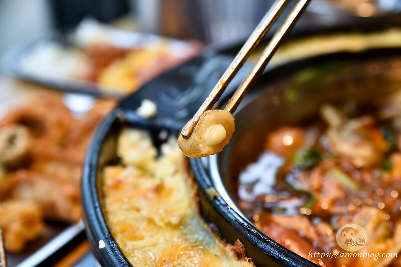 高CP值韓式年糕火鍋吃到飽，炸雞、韓國魚板、泡麵都吃到飽，兩餐公益店