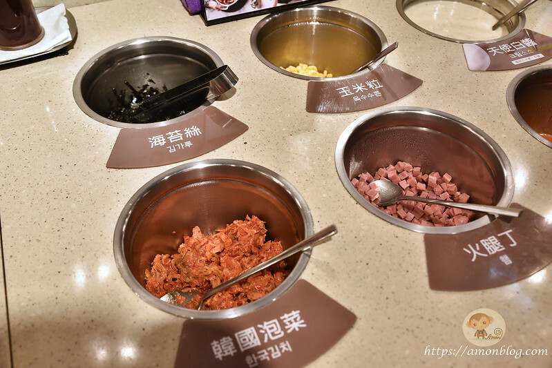 高CP值韓式年糕火鍋吃到飽，炸雞、韓國魚板、泡麵都吃到飽，兩餐公益店
