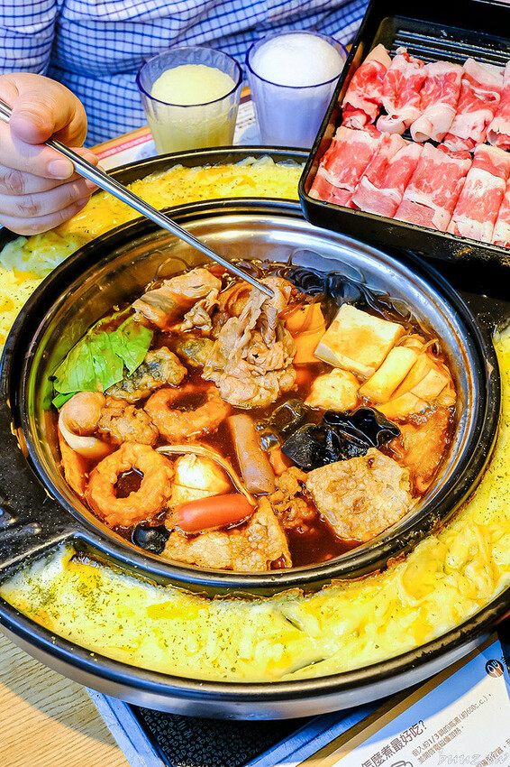 兩餐韓國年糕火鍋吃到飽,年糕、肉片、炸物飲料無限供應,限時優惠299起再打8折!