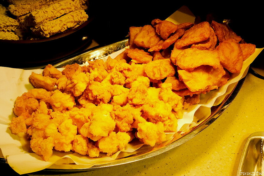 兩餐韓國年糕火鍋吃到飽,年糕、肉片、炸物飲料無限供應,限時優惠299起再打8折!