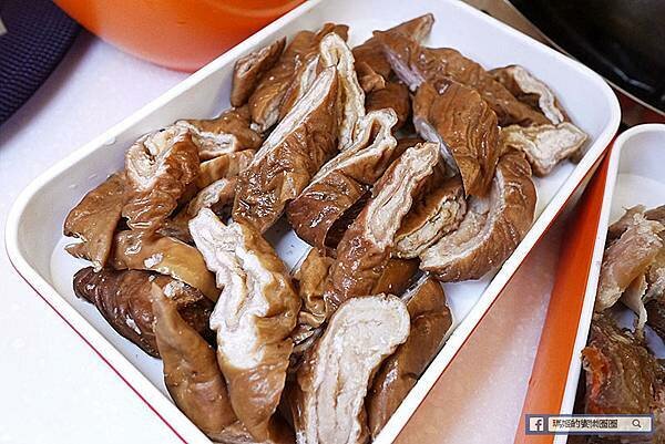 林口麻辣鍋推薦【川膳麻辣鴛鴦鍋】必吃第一名的鴨血！林口最好吃的麻辣鍋（原林口老街詹記）