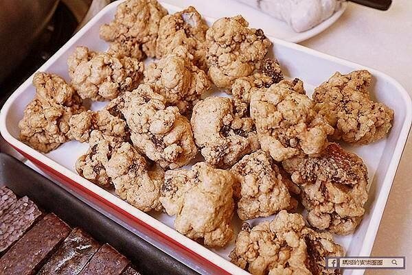 林口麻辣鍋推薦【川膳麻辣鴛鴦鍋】必吃第一名的鴨血！林口最好吃的麻辣鍋（原林口老街詹記）