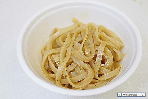 林口麻辣鍋推薦【川膳麻辣鴛鴦鍋】必吃第一名的鴨血！林口最好吃的麻辣鍋（原林口老街詹記）