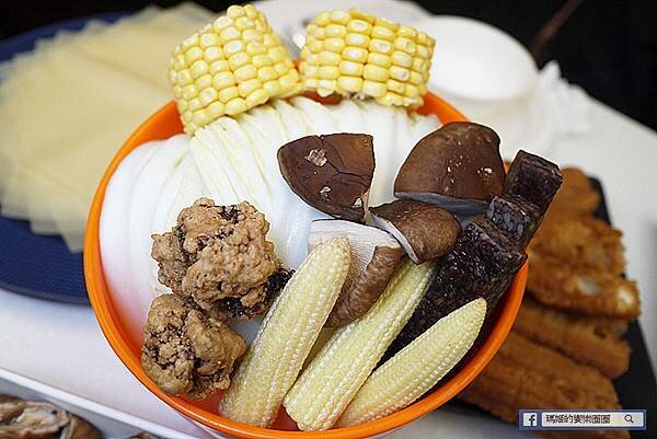 林口麻辣鍋推薦【川膳麻辣鴛鴦鍋】必吃第一名的鴨血！林口最好吃的麻辣鍋（原林口老街詹記）