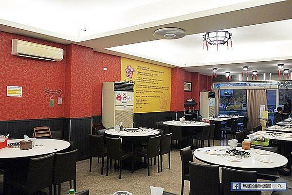 林口麻辣鍋推薦【川膳麻辣鴛鴦鍋】必吃第一名的鴨血！林口最好吃的麻辣鍋（原林口老街詹記）