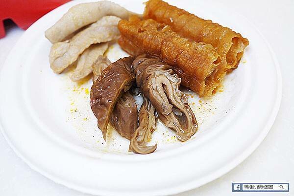 林口麻辣鍋推薦【川膳麻辣鴛鴦鍋】必吃第一名的鴨血！林口最好吃的麻辣鍋（原林口老街詹記）