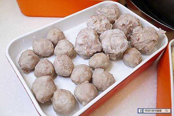 林口麻辣鍋推薦【川膳麻辣鴛鴦鍋】必吃第一名的鴨血！林口最好吃的麻辣鍋（原林口老街詹記）