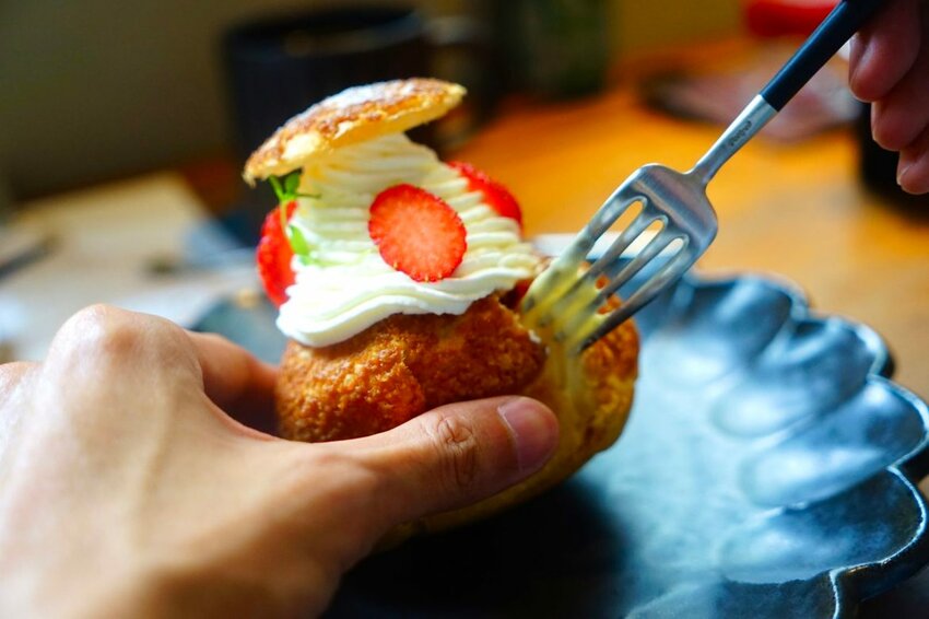 【種甜】隱藏巷弄中的老宅日式咖啡廳 招牌多到吃不完！ 新竹新開幕/新竹美食 - Cutier吃飯中 種甜不只是咖啡廳，他是一間充滿復古氣息的新店。 新竹日式, 新竹甜點, 日食。北部, 日食。新竹