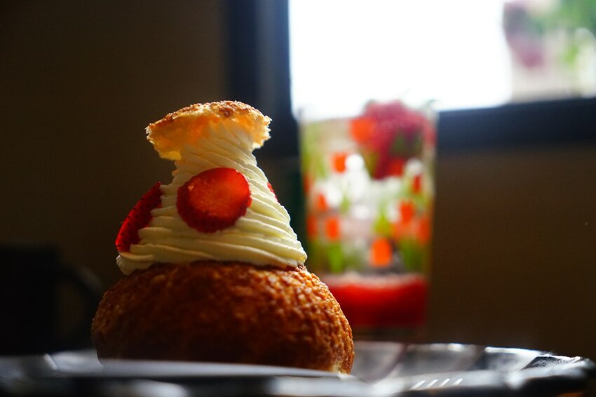 【種甜】隱藏巷弄中的老宅日式咖啡廳 招牌多到吃不完！ 新竹新開幕/新竹美食 - Cutier吃飯中 種甜不只是咖啡廳，他是一間充滿復古氣息的新店。 新竹日式, 新竹甜點, 日食。北部, 日食。新竹