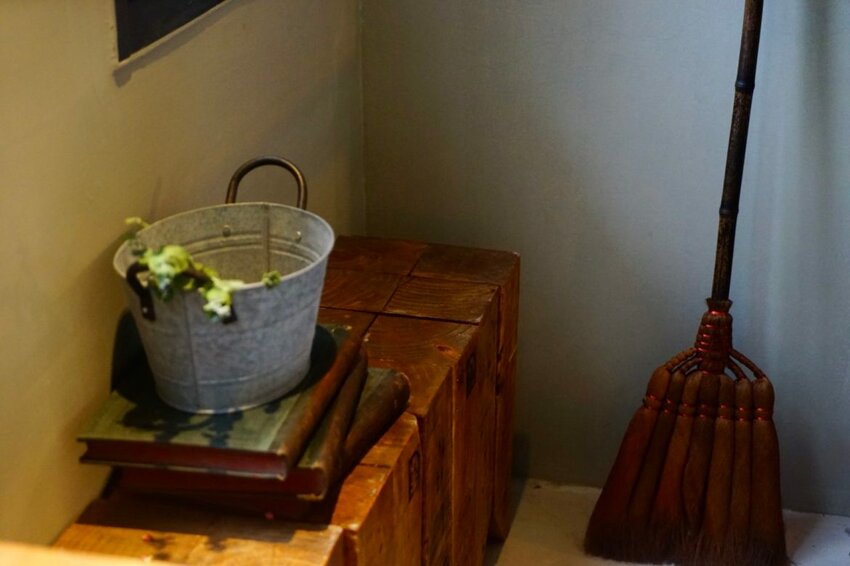 【種甜】隱藏巷弄中的老宅日式咖啡廳 招牌多到吃不完！ 新竹新開幕/新竹美食 - Cutier吃飯中 種甜不只是咖啡廳，他是一間充滿復古氣息的新店。 新竹日式, 新竹甜點, 日食。北部, 日食。新竹