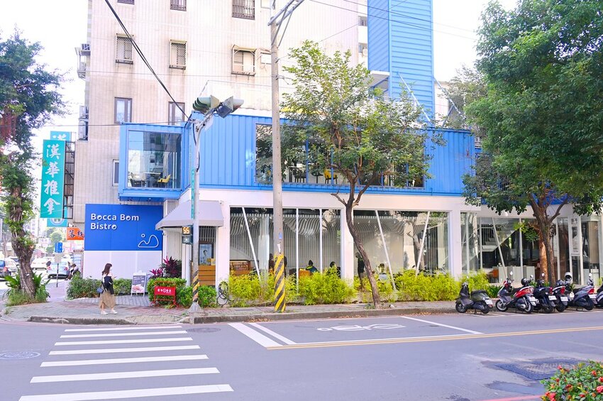 台中逢甲新開幕好美玻璃屋餐廳/巧克力辣醬烤雞 焦糖紅茶巴斯克好吃 約會餐廳推薦_Bocca Bom Bistro