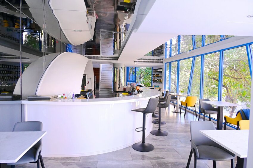 台中逢甲新開幕好美玻璃屋餐廳/巧克力辣醬烤雞 焦糖紅茶巴斯克好吃 約會餐廳推薦_Bocca Bom Bistro