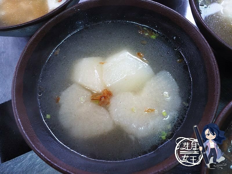 中壢火車站附近好吃的手工麵，半熟蛋包實在太邪惡了~還有超嫩的三層肉~激推！