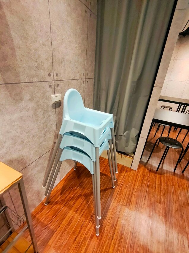 中壢火車站附近好吃的手工麵，半熟蛋包實在太邪惡了~還有超嫩的三層肉~激推！