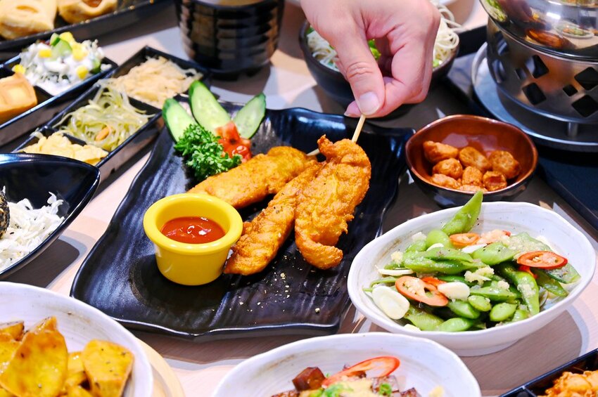 台中朝馬24小時百種料理新茶館/結合運動彩券賽事轉播/能帶桌遊來玩_SAFE運動餐飲茶館