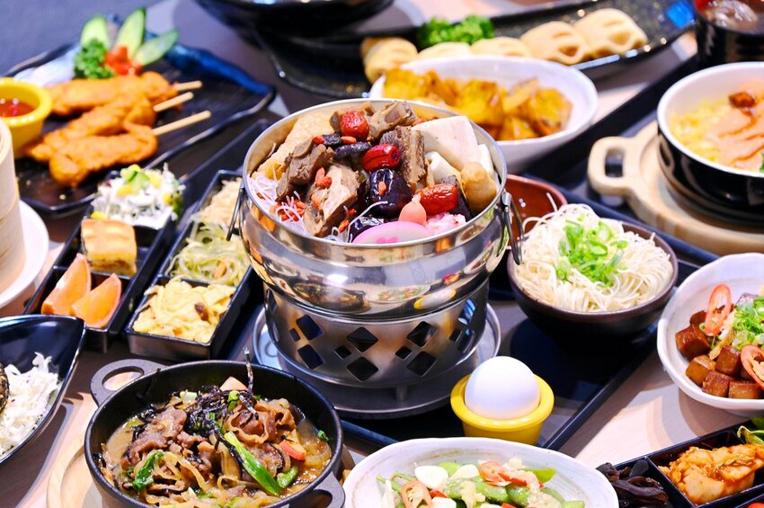 台中朝馬24小時百種料理新茶館/結合運動彩券賽事轉播/能帶桌遊來玩_SAFE運動餐飲茶館