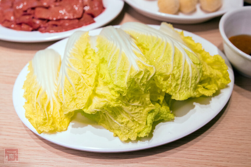 【臺南美食】吃慣了一般溫體牛肉嗎？｜老闆娘家鄉味“潮汕溫補鍋”｜完全是一個呷粗飽的概念｜ 安平溫體牛｜牛腩｜牛尾~~李好牛溫體牛肉湯爐 - 南人幫