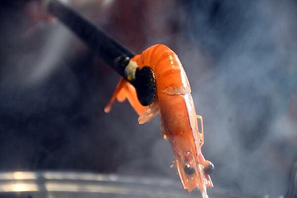 高雄市鼓山區高雄彭湃火鍋推薦【舞古賀鍋物專門店】回訪超多次，每次都能在餐點之中找到鮮甜、找到美味、找到幸福！高雄