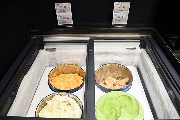 高雄市鼓山區高雄彭湃火鍋推薦【舞古賀鍋物專門店】回訪超多次，每次都能在餐點之中找到鮮甜、找到美味、找到幸福！高雄