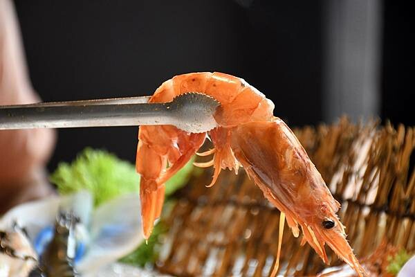 高雄市鼓山區高雄彭湃火鍋推薦【舞古賀鍋物專門店】回訪超多次，每次都能在餐點之中找到鮮甜、找到美味、找到幸福！高雄