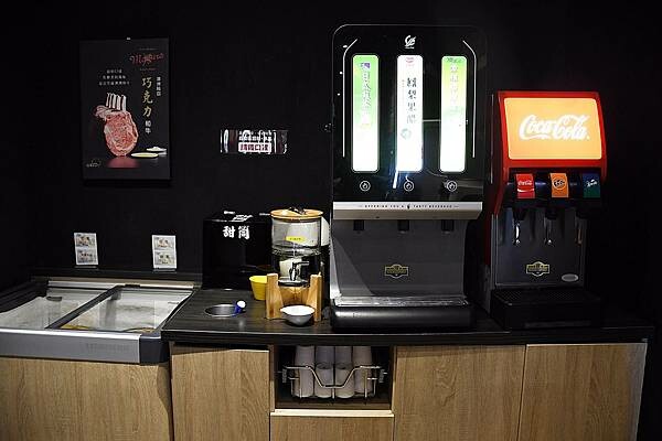 高雄市鼓山區高雄彭湃火鍋推薦【舞古賀鍋物專門店】回訪超多次，每次都能在餐點之中找到鮮甜、找到美味、找到幸福！高雄