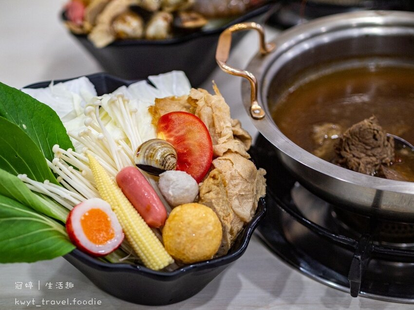 LINE_ALBUM_鳳山火鍋吃到飽-珍好味臭臭鍋鳳山旗艦店_220227_29.jpg