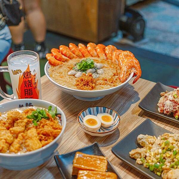 新竹市 北區 東門市場 享來初 海鮮麵線 17.jpeg