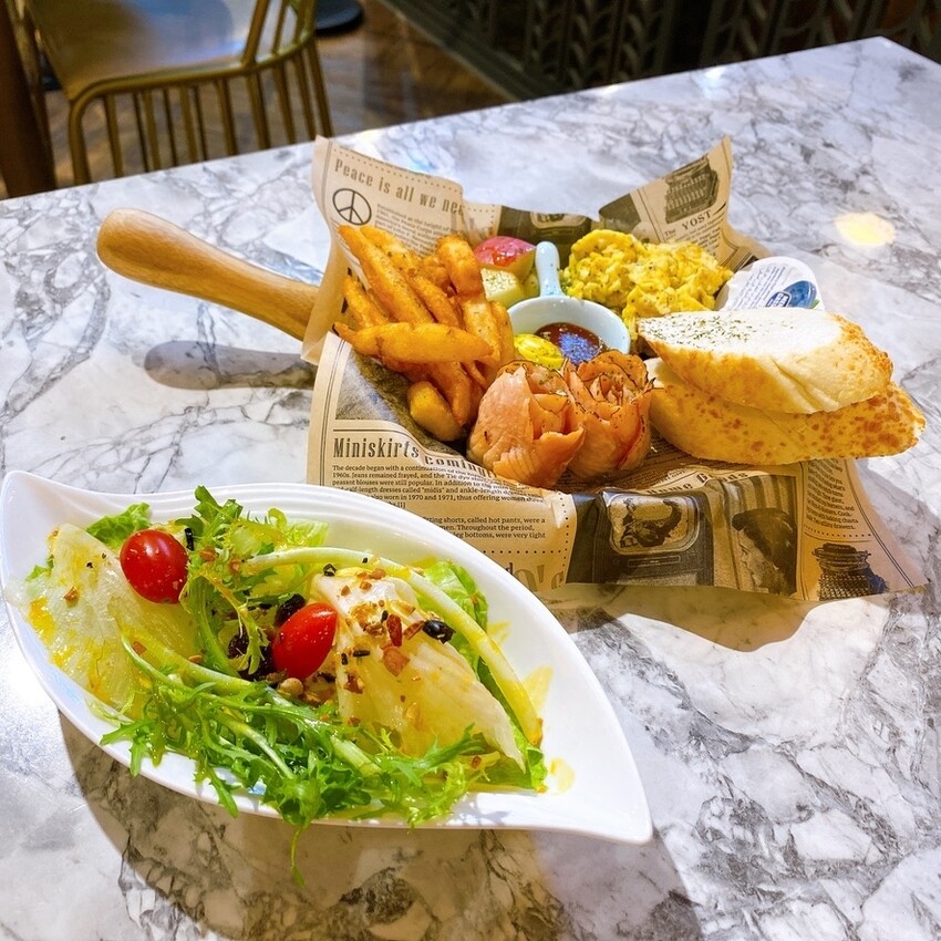 台中金典綠園道~義饗屋 di CaSa 樂活早午餐、義大利麵、燉飯,在城市享受花草簇擁,輕鬆又自在的早午餐時光~