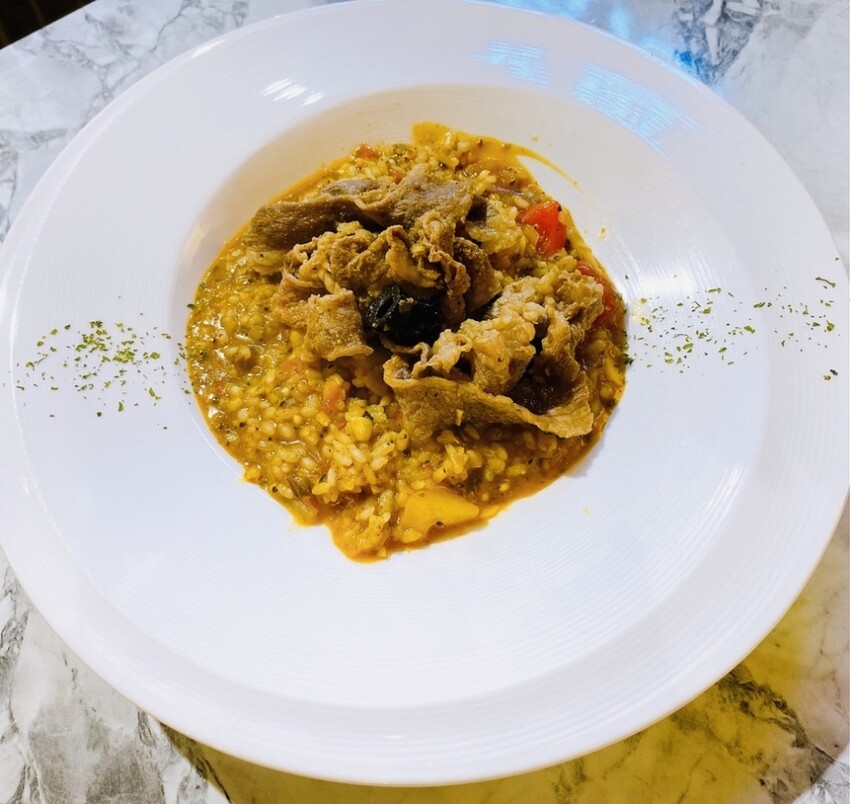 台中金典綠園道~義饗屋 di CaSa 樂活早午餐、義大利麵、燉飯,在城市享受花草簇擁,輕鬆又自在的早午餐時光~