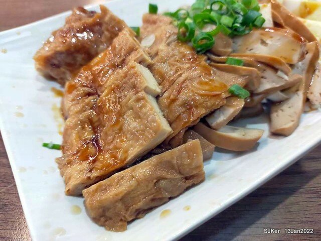 「老北投」芝山店(Tomato egg noodle & light dishes store), Taipei, Taiwan, SJKen, Jan 13, 2022..