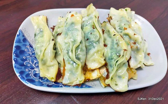 (通化街美食)「青島海鮮水餃阿欽」(Seafood jiaozi &potsticker store), Taipei, Taiwan, SJKen, Dec 31, 2021.