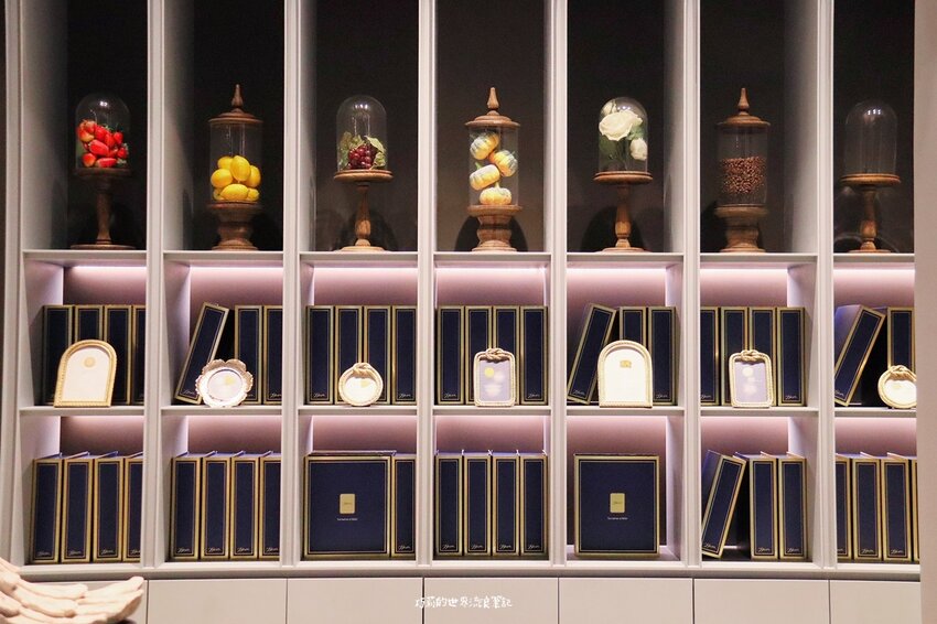 台中喜餅推薦 | Hera 赫拉 頂級喜餅，台中七期最美喜餅店，在玻璃屋一見鍾情的西式手工喜餅