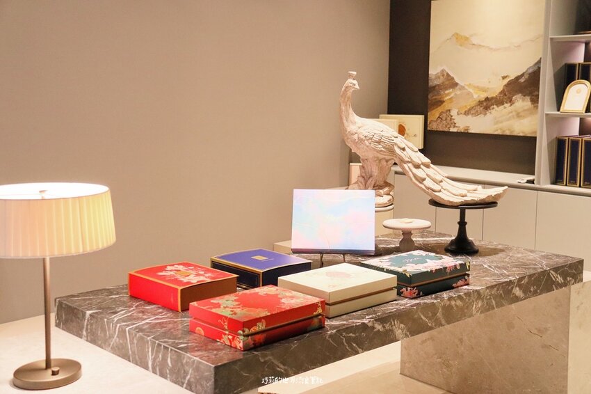 台中喜餅推薦 | Hera 赫拉 頂級喜餅，台中七期最美喜餅店，在玻璃屋一見鍾情的西式手工喜餅