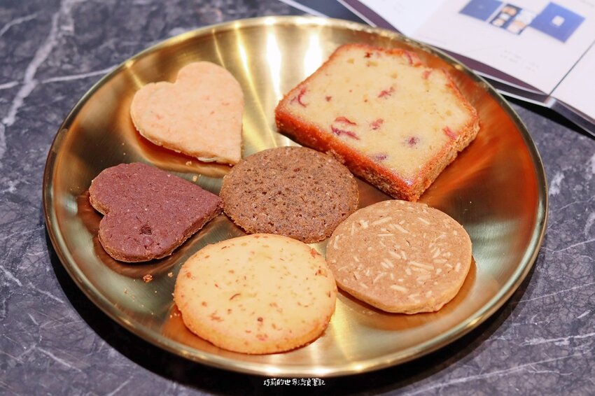 台中喜餅推薦 | Hera 赫拉 頂級喜餅，台中七期最美喜餅店，在玻璃屋一見鍾情的西式手工喜餅