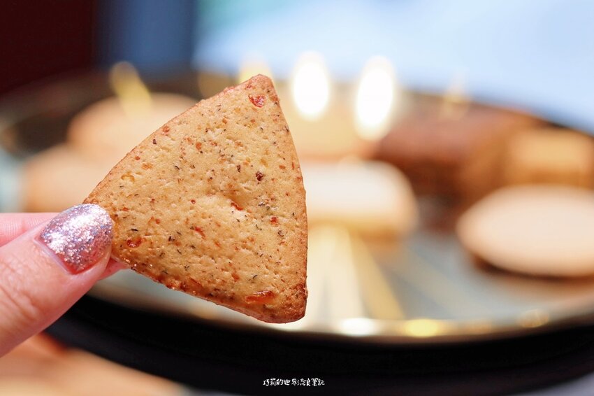 台中喜餅推薦 | Hera 赫拉 頂級喜餅，台中七期最美喜餅店，在玻璃屋一見鍾情的西式手工喜餅